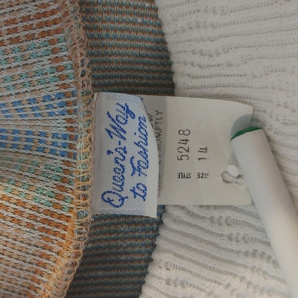 Vintage Plaid Blazer - Picture 2 of 4